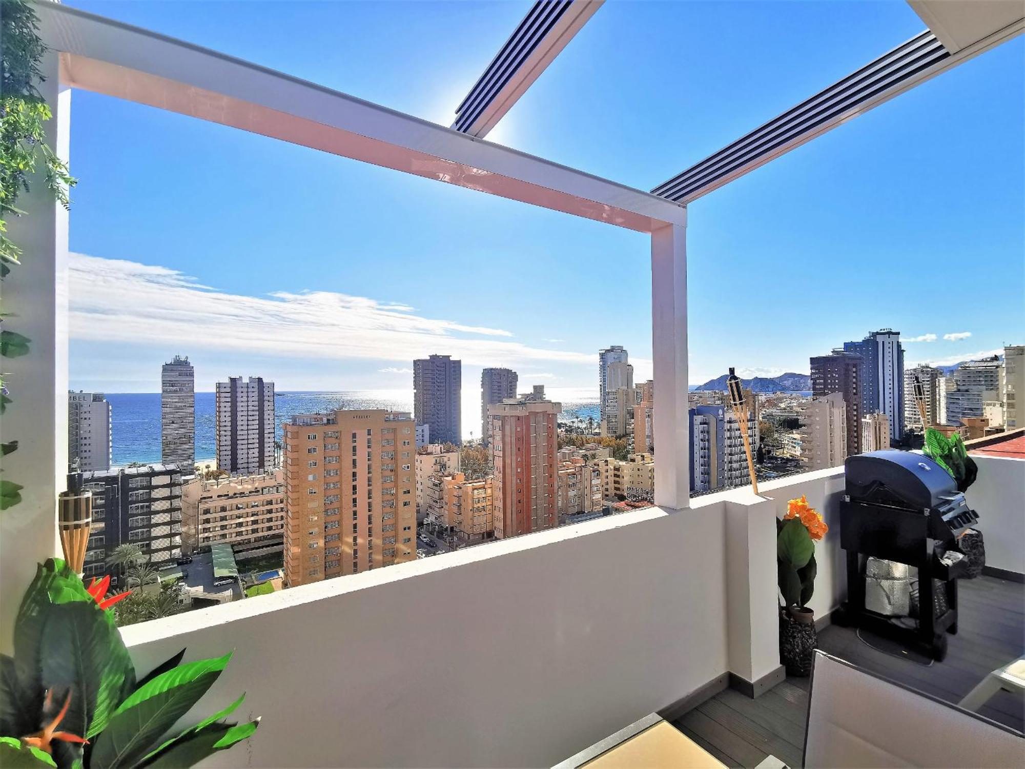 Penthouse Cervantes Sea View Levante Apartment *